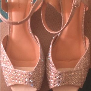 Silver wedges